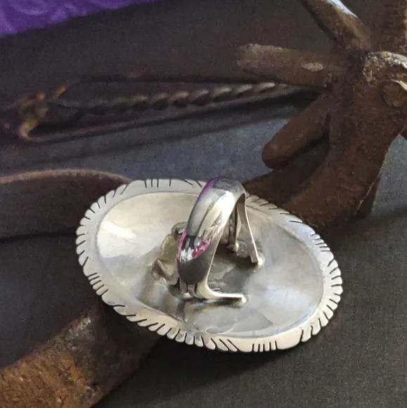 **"SOLD***Vintage Navajo Signed Turquoise Sterling Silver Ring - Picture 8 of 11